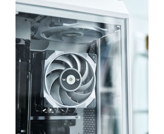  Вентилятор Thermaltake ToughFan 12 White (CL-F117-PL12WT-A) High Static Pressure Radiator Fan (Single Fan Pack) Ret 